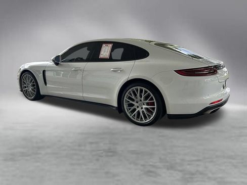 Used 2018 Porsche Panamera w/ Premium Package Plus RWD image 4