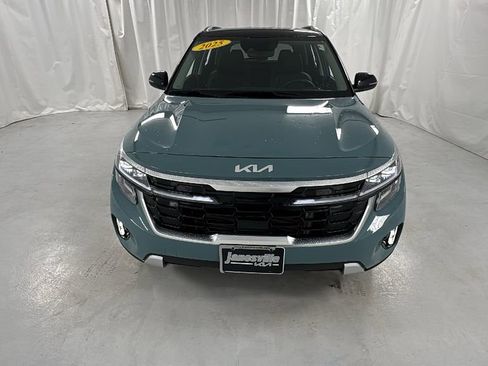 Used 2025 Kia Seltos SX image 8