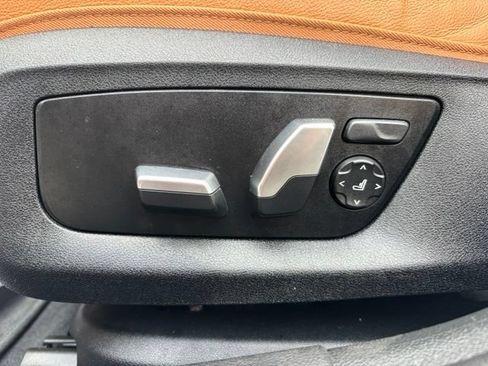 Used 2023 BMW 530e w/ Premium Package RWD image 13
