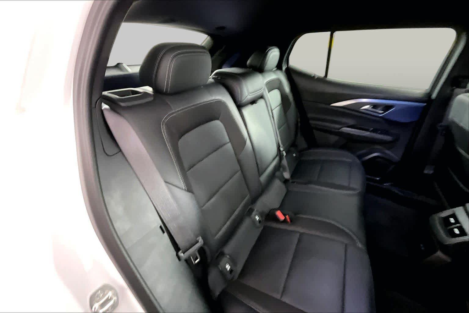 Used 2024 Chevrolet Equinox EV LT w/ LPO, Blackout Package FWD image 18