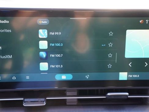 Used 2024 Hyundai Kona Limited image 26