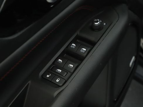 Used 2022 Jeep Compass Trailhawk w/ Sun and Sound Group image 7