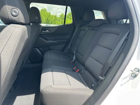 New 2026 Chevrolet Equinox LT AWD/4WD image 11