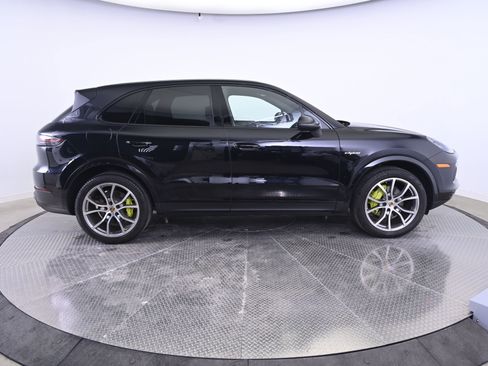 Used 2019 Porsche Cayenne E-Hybrid image 8
