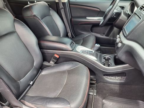 Used 2016 Dodge Journey R/T w/ Driver Convenience Group FWD image 17
