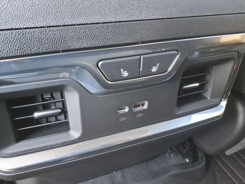 New 2026 GMC Sierra 2500 SLT w/ SLT Convenience Package image 16