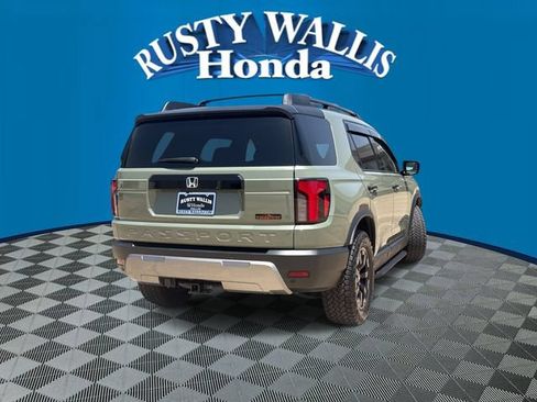 Used 2026 Honda Passport TrailSport Elite image 2