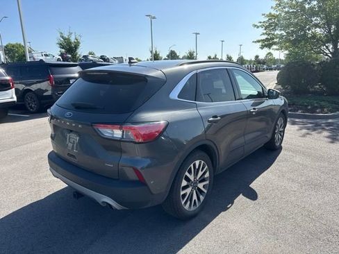 Used 2020 Ford Escape Titanium FWD image 7