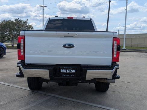 Used 2024 Ford F250 Lariat image 5