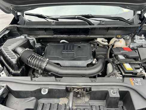 Certified 2023 GMC Acadia SLE w/ Driver Convenience Package image 29