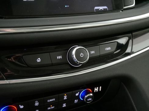 Used 2018 Buick Enclave Premium w/ Experience Buick Package image 28