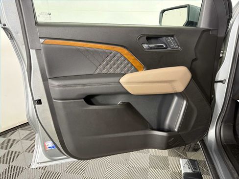 New 2026 GMC Canyon Denali AWD/4WD image 8