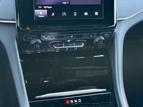 New 2025 Jeep Grand Cherokee Altitude RWD image 15