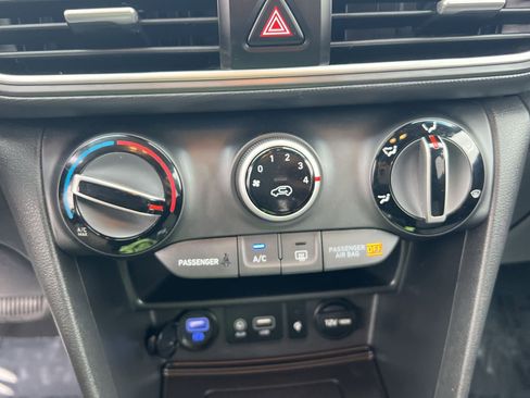 Used 2021 Hyundai Kona SEL Plus w/ Cargo Package image 20