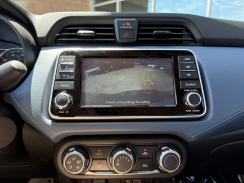 Used 2025 Nissan Versa SV w/ Trunk Package FWD image 21