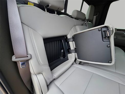 New 2026 Chevrolet Silverado 2500 LT w/ Texas Edition image 13