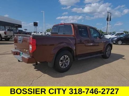 Used 2017 Nissan Frontier Desert Runner RWD image 9