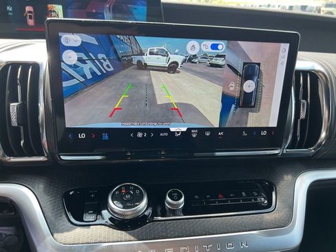 New 2026 Ford Expedition Platinum AWD/4WD image 25