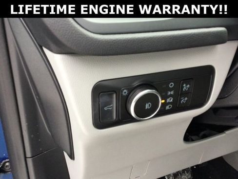 Used 2023 Ford Escape Platinum w/ Class II Trailer Tow Package image 12