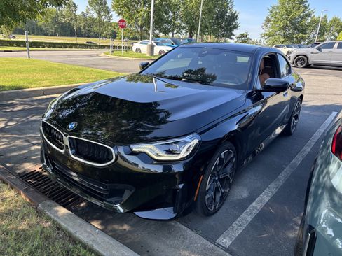 Used 2025 BMW 230i xDrive Coupe w/ Premium Package AWD/4WD image 5