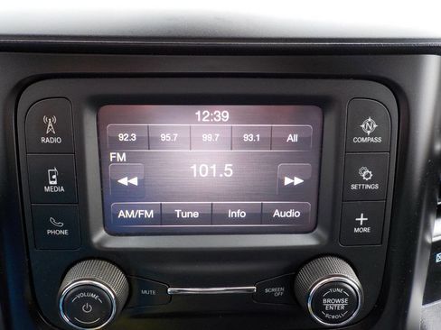 Used 2021 RAM 2500 Tradesman w/ Chrome Appearance Group image 19