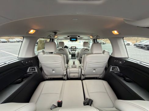 Used 2024 Honda Odyssey Touring image 34