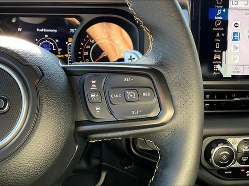 New 2025 Jeep Wrangler Unlimited Rubicon 392 image 19