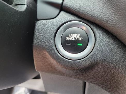 Certified 2023 Chevrolet Equinox LT image 30