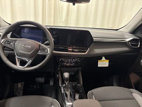New 2026 Chevrolet TrailBlazer LT AWD/4WD image 19