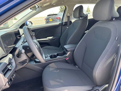 Used 2026 Kia K4 FWD image 25