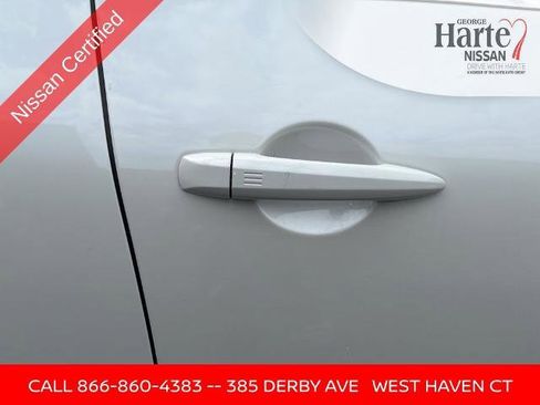 Certified 2023 Nissan Pathfinder Platinum image 12