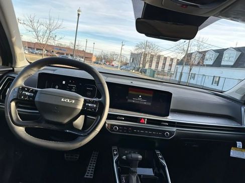 New 2026 Kia Sorento SX image 3