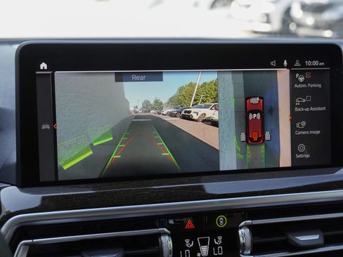Certified 2025 BMW X4 xDrive30i AWD/4WD image 23