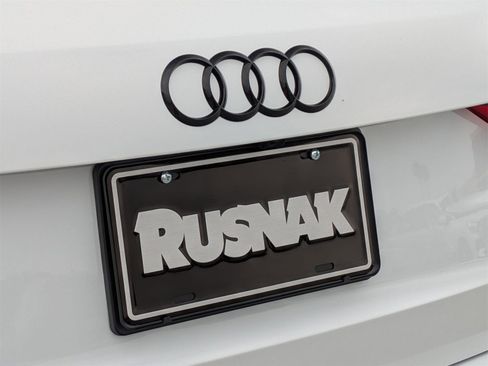 New 2025 Audi Q3 2.0T Premium image 15