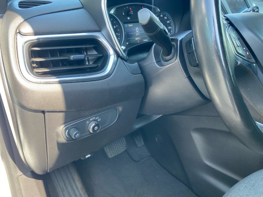 Used 2024 Chevrolet Equinox LT FWD image 32