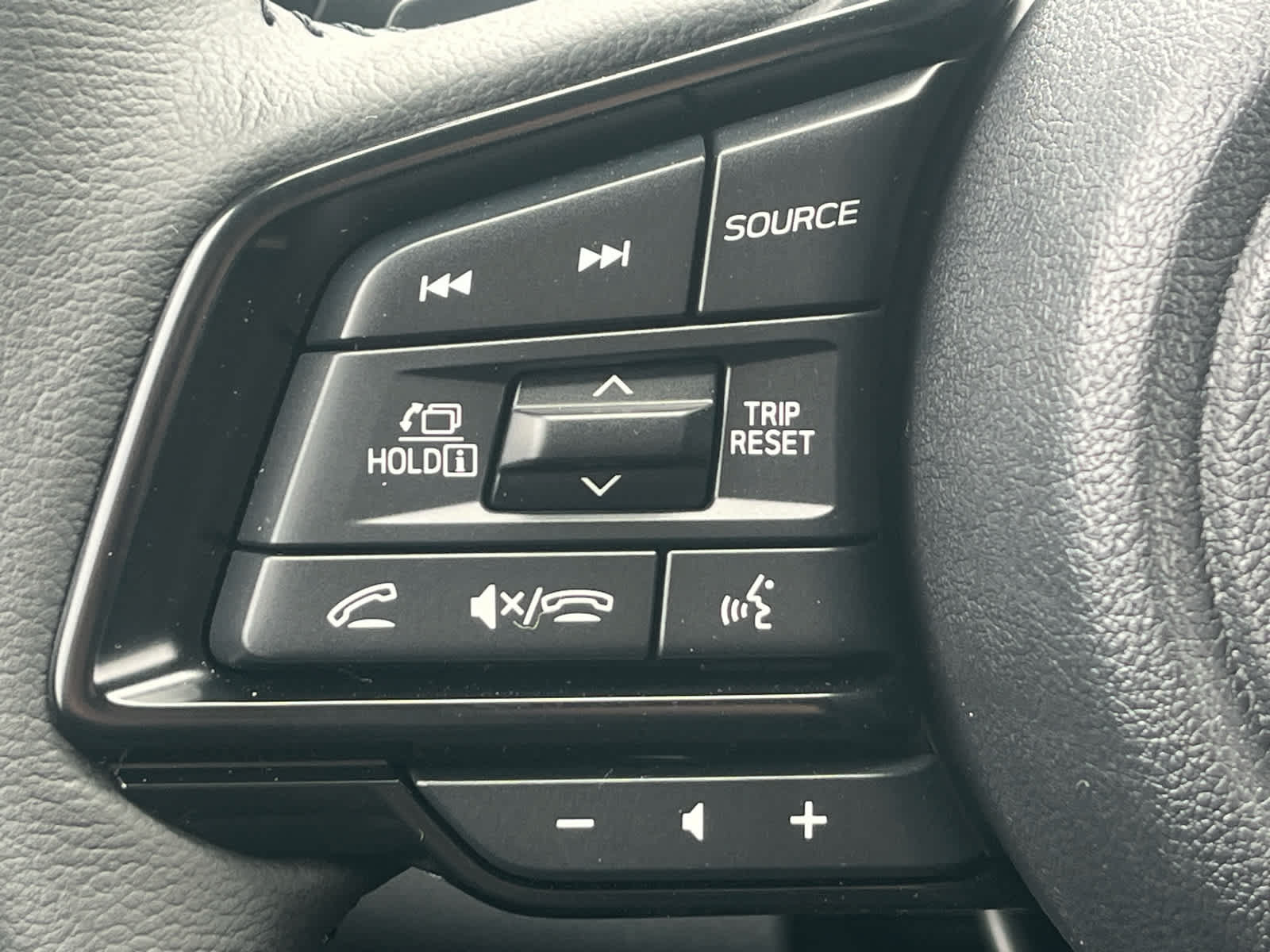 New 2026 Subaru Outback Limited AWD/4WD image 15