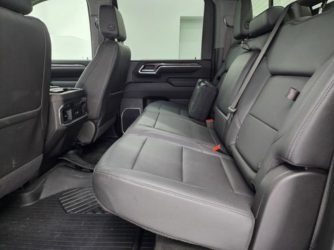 Used 2024 Chevrolet Silverado 2500 LTZ w/ LTZ Premium Package image 43