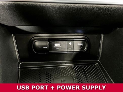 Used 2025 Kia Sportage EX image 17