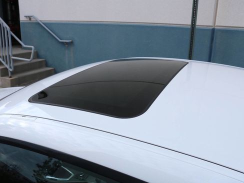 Used 2013 BMW 335is Coupe image 9