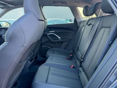 Used 2025 Audi Q5 Premium Plus w/ Premium Plus image 22