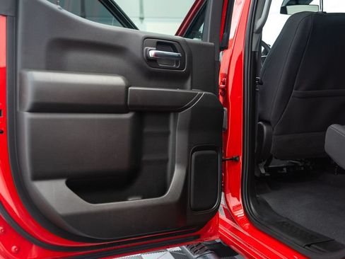 Used 2024 Chevrolet Silverado 1500 Custom w/ Turbomax Blackout Package AWD/4WD image 40