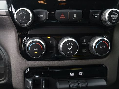 Used 2023 RAM 3500 Tradesman RWD image 8