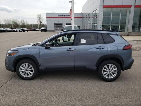 New 2026 Toyota Corolla Cross LE AWD/4WD image 9