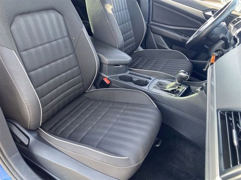 Certified 2024 Volkswagen Jetta Sport image 8