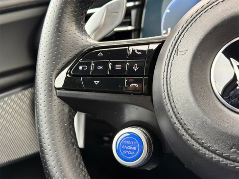 Used 2024 Maserati Grecale GT image 25