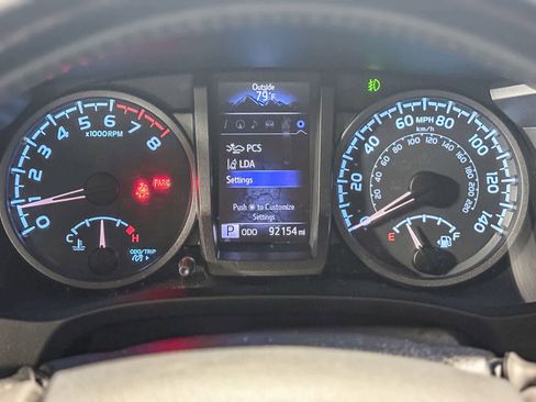 Certified 2019 Toyota Tacoma TRD Sport w/ Technology Package RWD image 24
