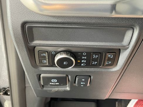 New 2025 Ford F150 Lariat w/ Equipment Group 502A High image 14