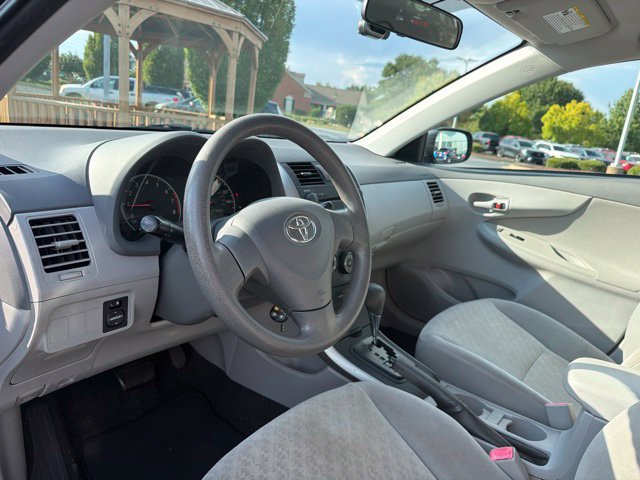 Used 2009 Toyota Corolla LE FWD image 12