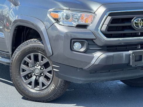 Used 2021 Toyota Tacoma SR5 RWD image 14