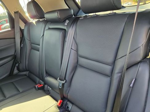 Used 2022 Nissan Rogue SV w/ SV Premium Package FWD image 11